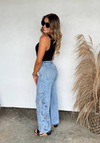 2ND CUT- FLORAL CHARM WIDE LEG JEAN